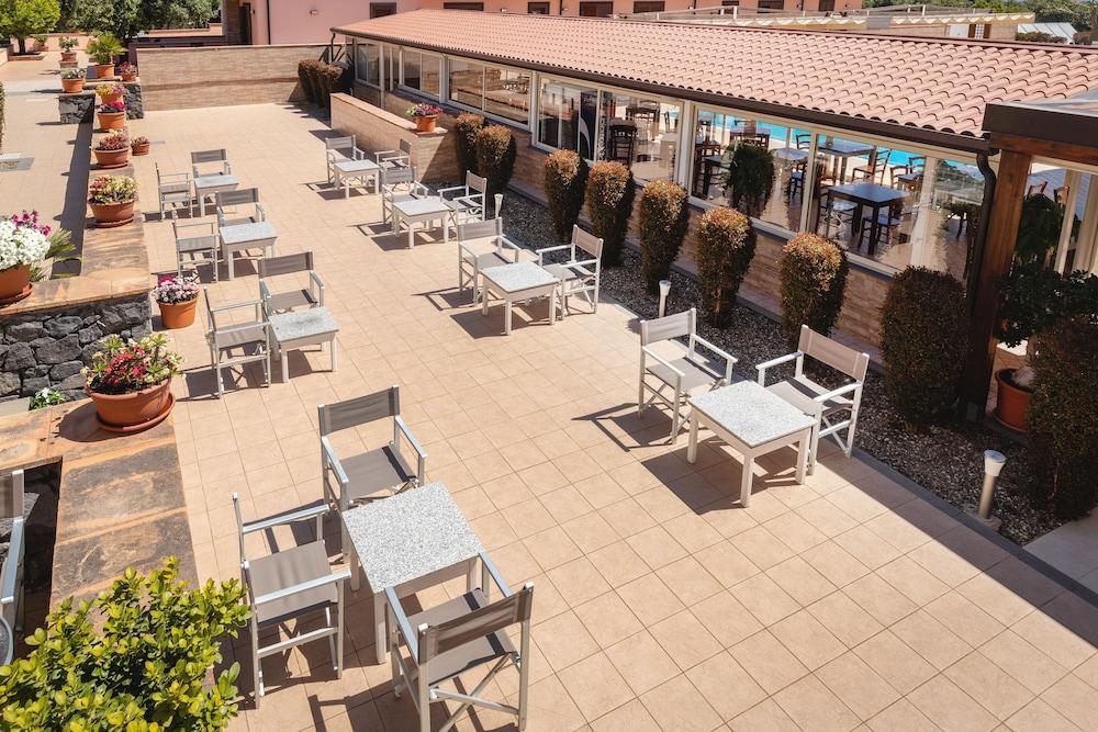 Hotel La Terra Dei Sogni Country 3*