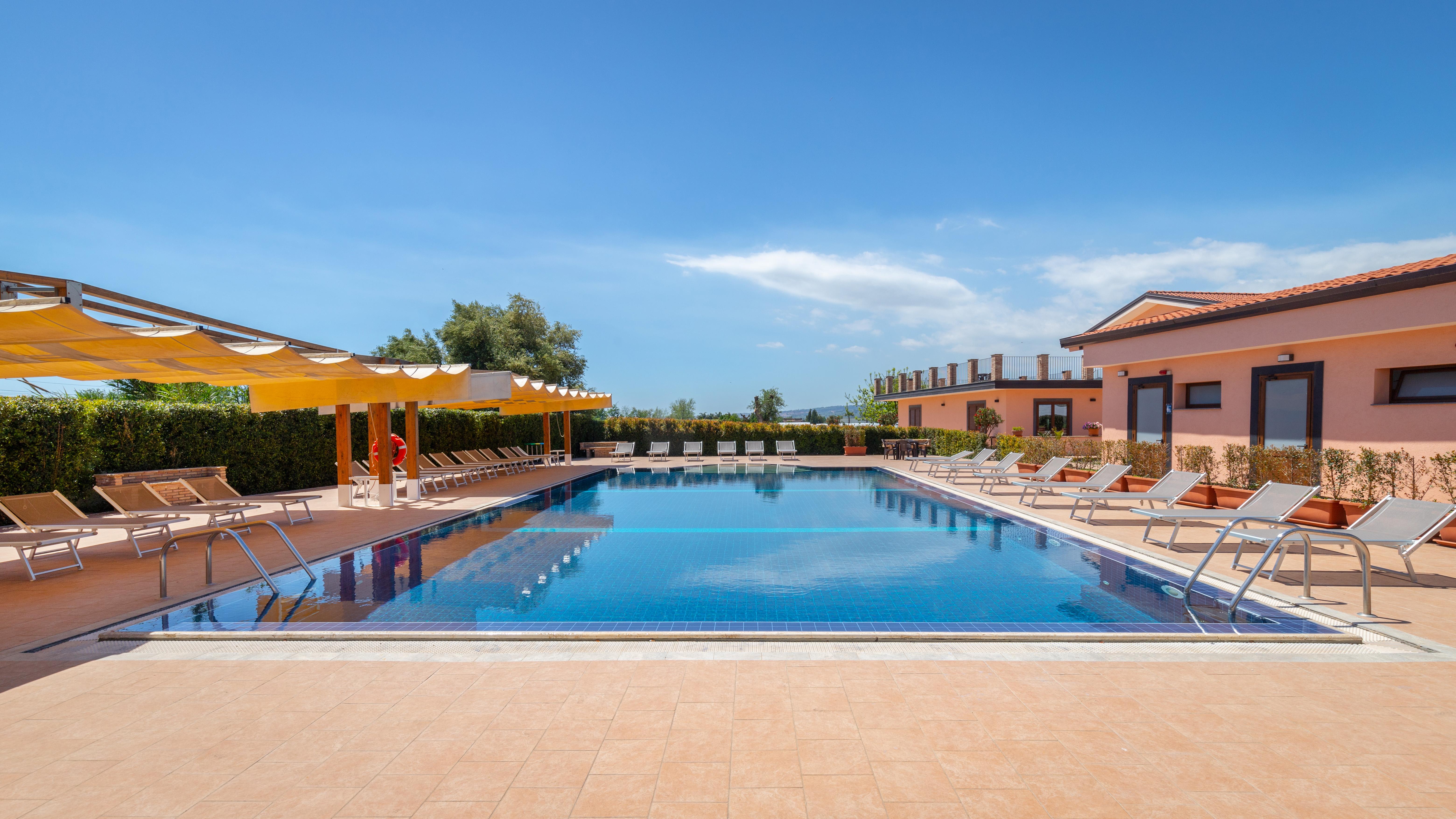 Hotel La Terra Dei Sogni Country 3*