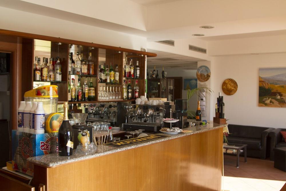 La Terra Dei Sogni Country Hotel