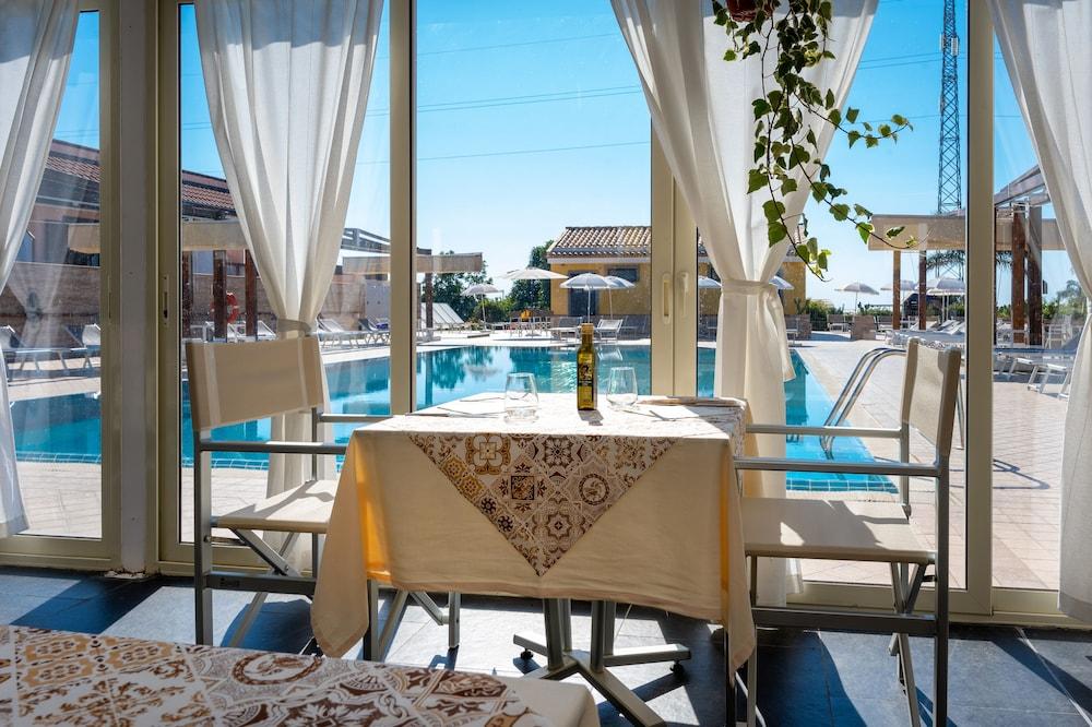 La Terra Dei Sogni Country Hotel 3*